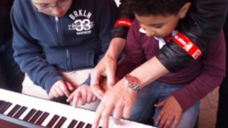 LA21-8_ParkPiano