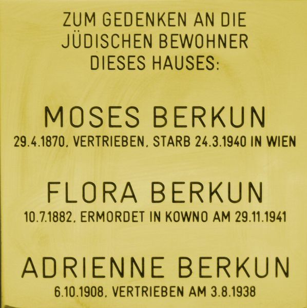 normal_Eroeffnung_neuer_Gedenkstaetten_fuer_Opfer_der_Shoa_11_11_12_0003