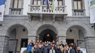 Bildschirmfoto 2023-10-25 um 15.17.43