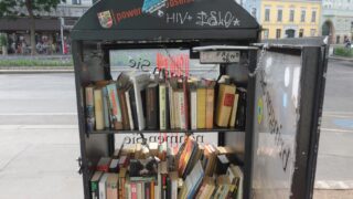 buecherschrank_3